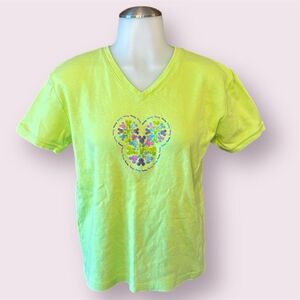 DISNEY STORE Vintage 90s V-Neck Tee